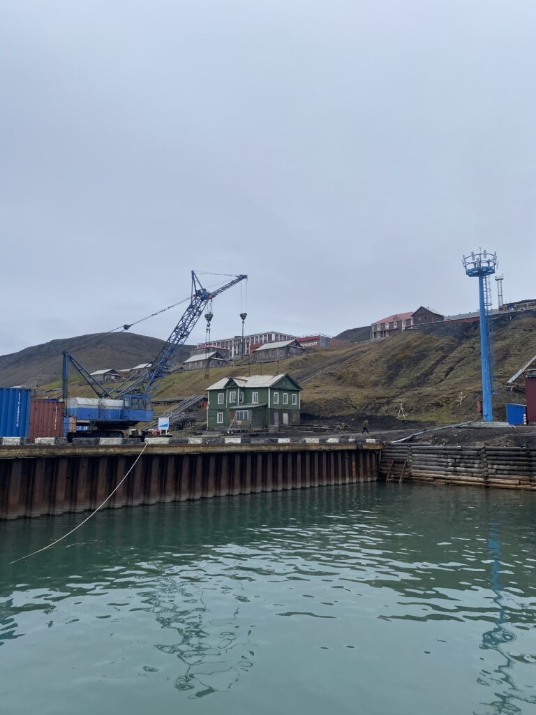 Picture of the marina in Barentsburg