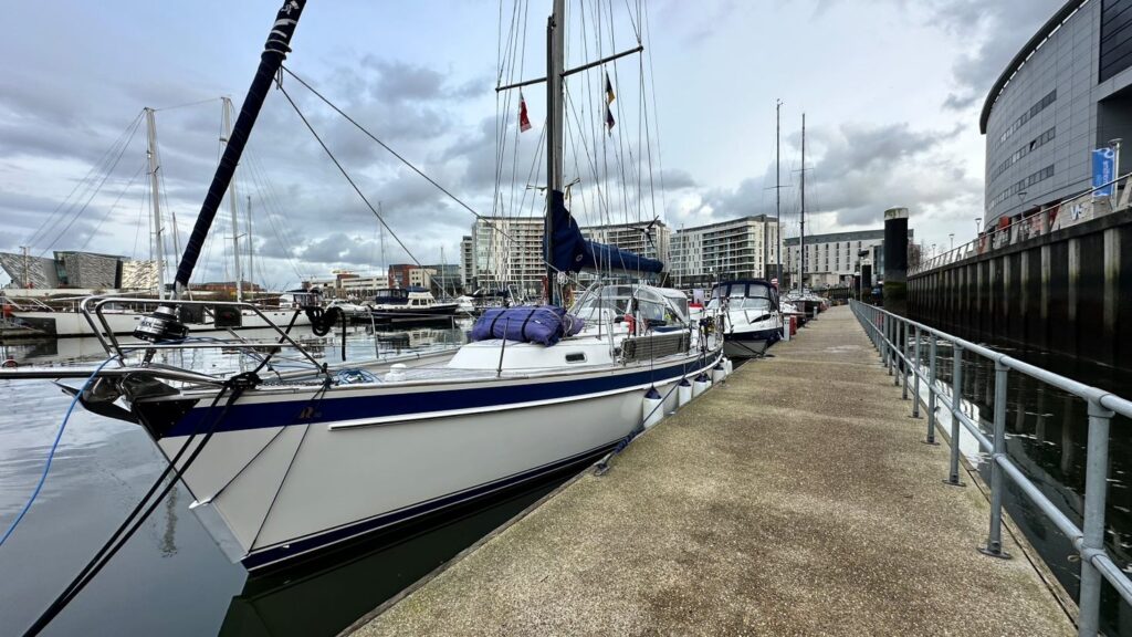 Snow bear moored at Belfast