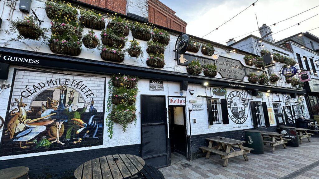 oldest bar in Belfast