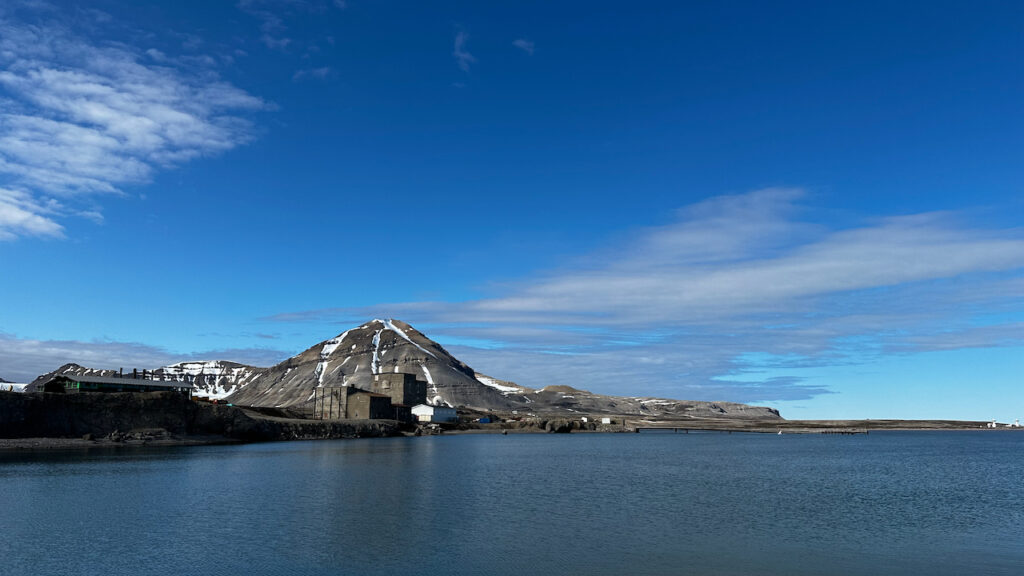 Picture of the big signals stations at Ny Alesund