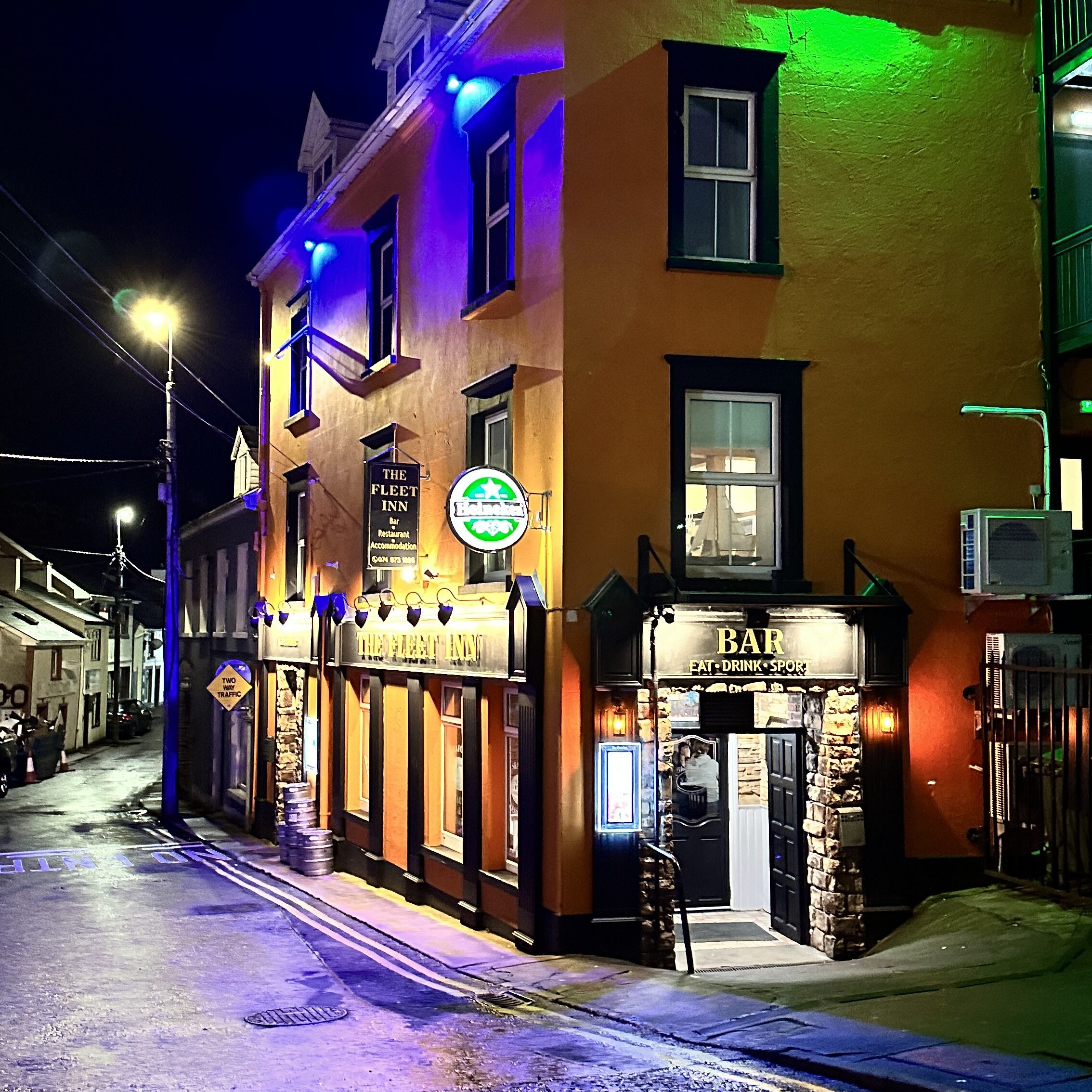 The fleet inn outside
